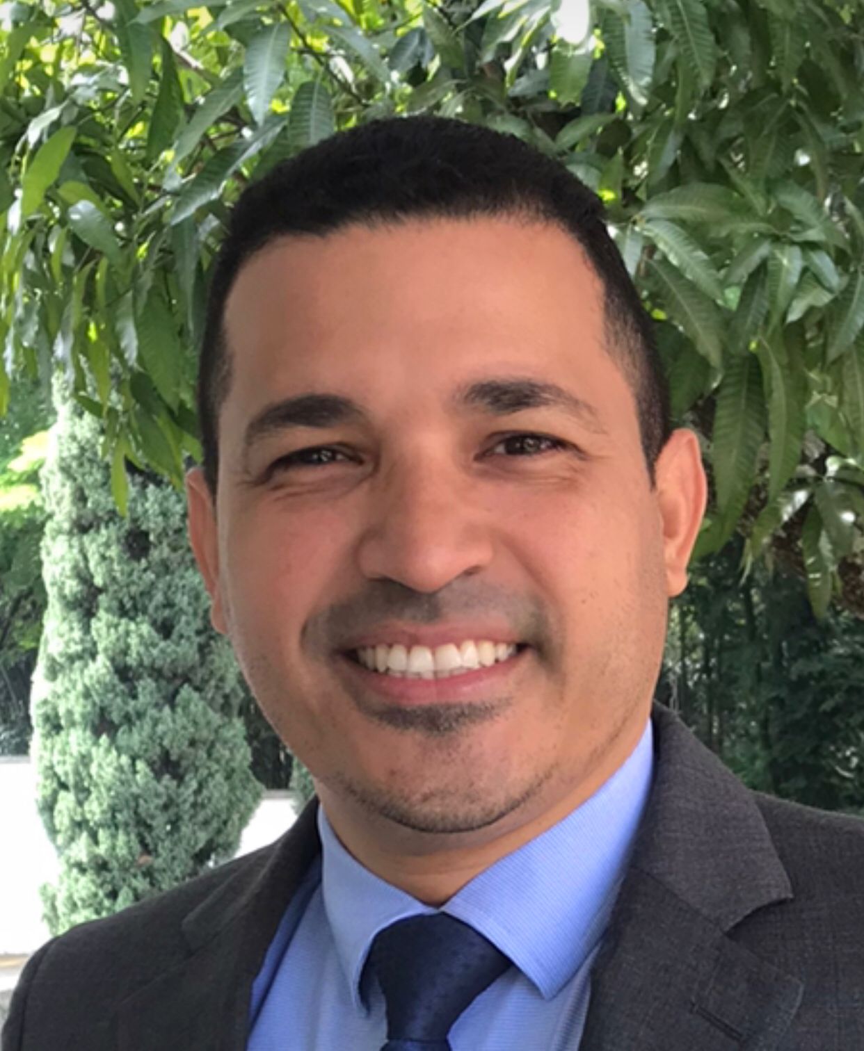 Said Salcedo, rector del Colegio Adventista del Sur